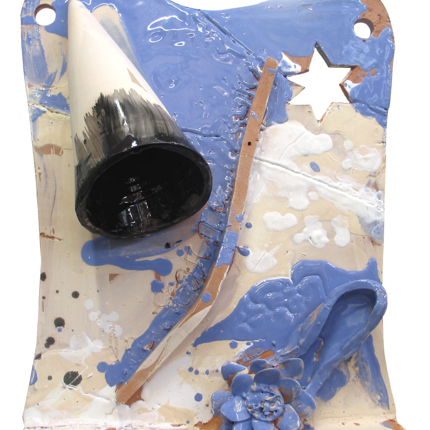 Giosetta Fioroni, La scarpetta magica, 2007, Glazed majolica, Bottega Gatti Faenza, 53 x 41 cm, FIORTM0252