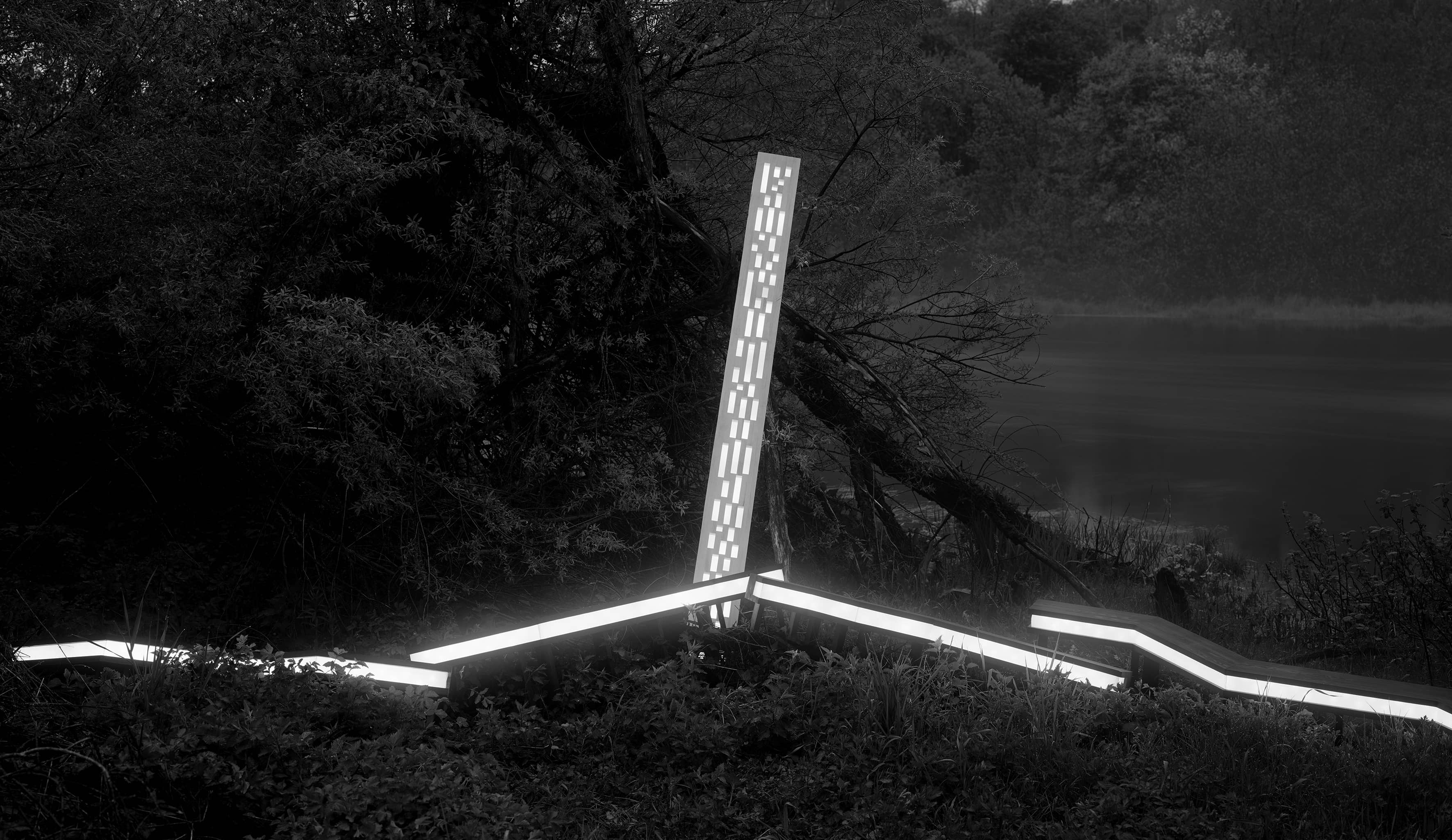 GUNETM0069_Det_suser_i_sivet-iC7lfIgs